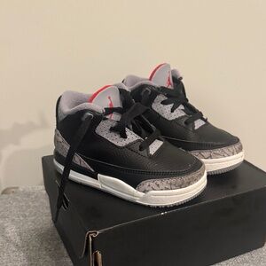 Jordan Kids Black and Gray Sneakers